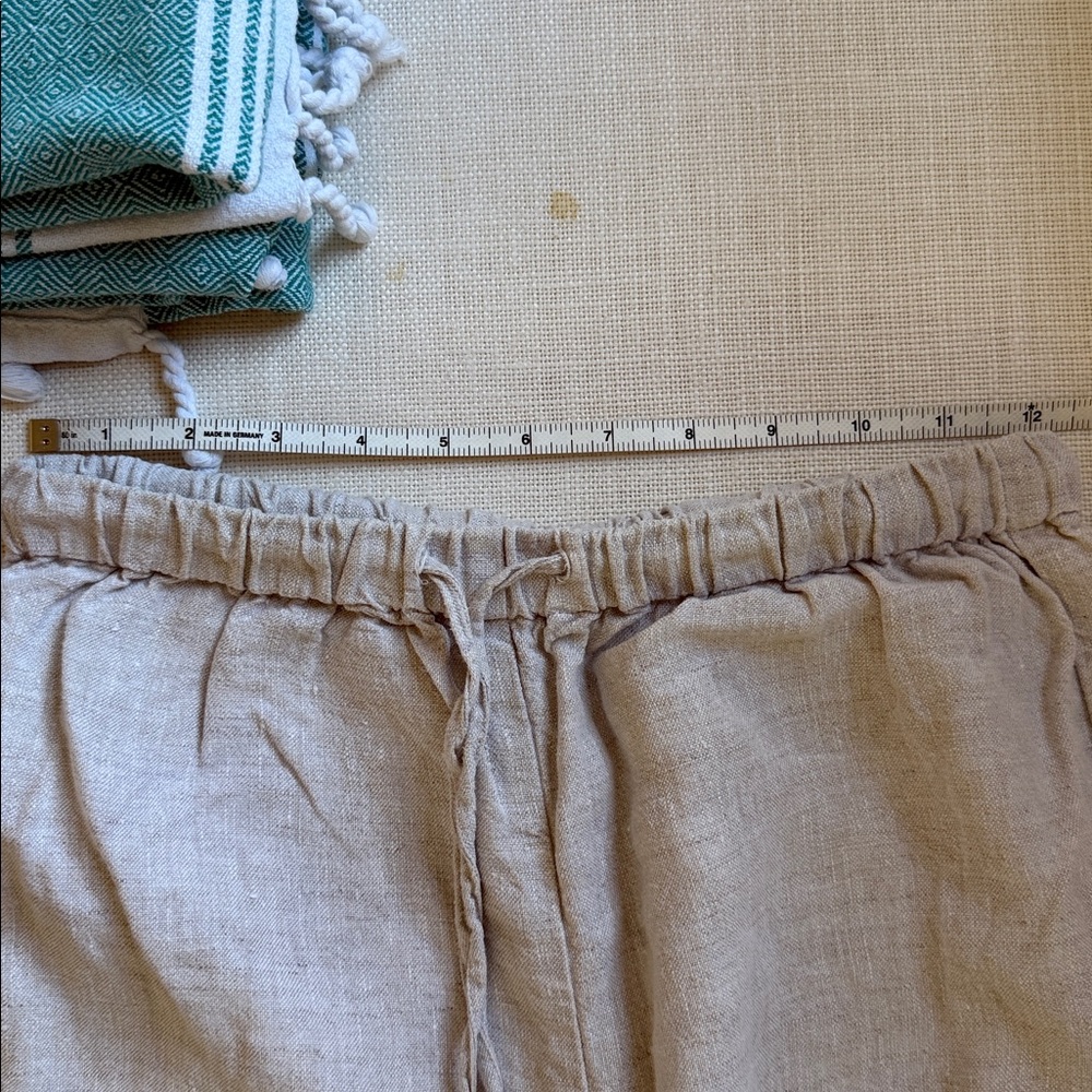 Reformation Oatmeal Linen Pants - Picture 12 of 14